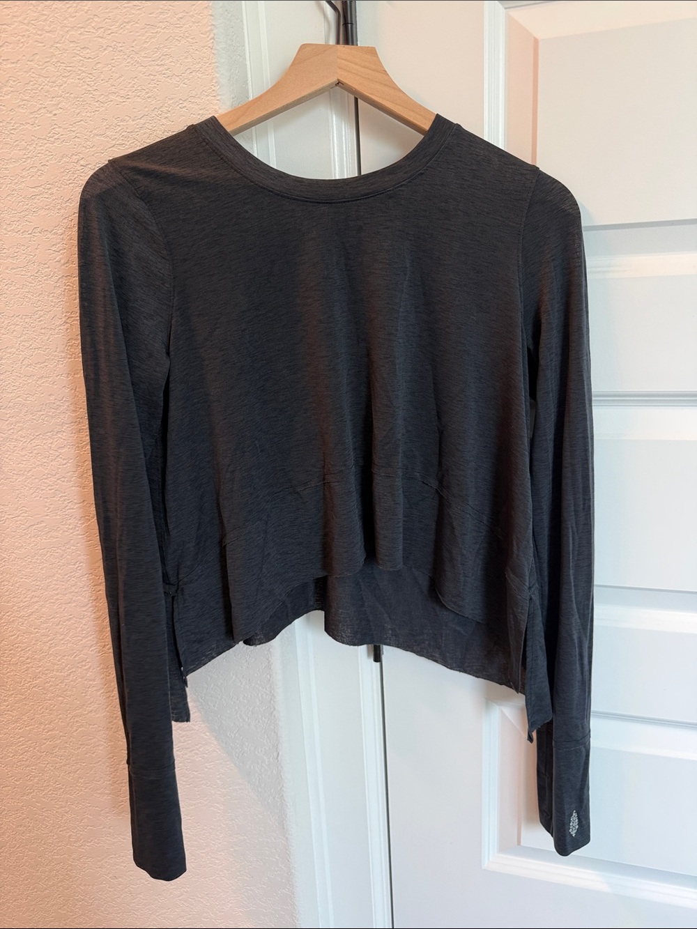 FP Movement by Free People Charcoal Long-Sleeve Cropped Tee